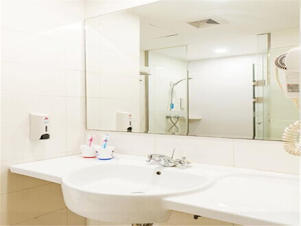 Hanting Hotel Guangzhou Gangding East Branch ภายนอก รูปภาพ